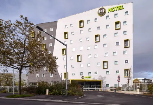 B&B Hôtel Nanterre Rueil-Malmaison