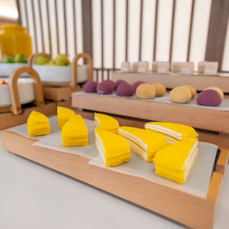 Moshang Qingju Hotel (Liangshan Longcheng Square Store)