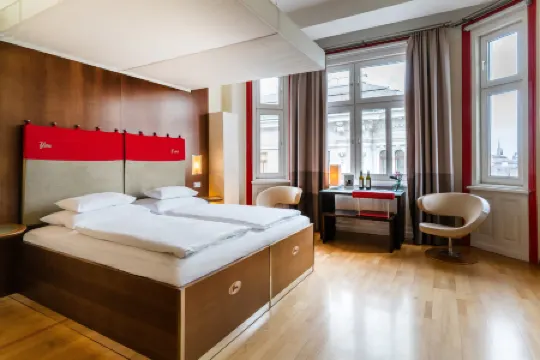 Hotel Rathaus - Wein & Design Отели рядом с достопримечательностью «Театр в Йозефштадте»