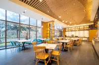 Yating Hotel (Rizhao Station RT Mart Branch)