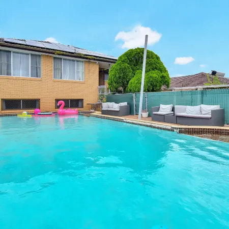 Coal d' Vine Entertainer - Cessnock NSW