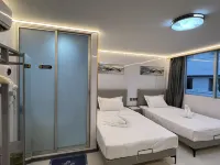 Golden Mango home Hotel Hotels near Ratchada Soi 6