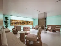 CHEERMAY Hotel (Kaiyuan Jiancai Zhuangshicheng Hada Road) - parking
