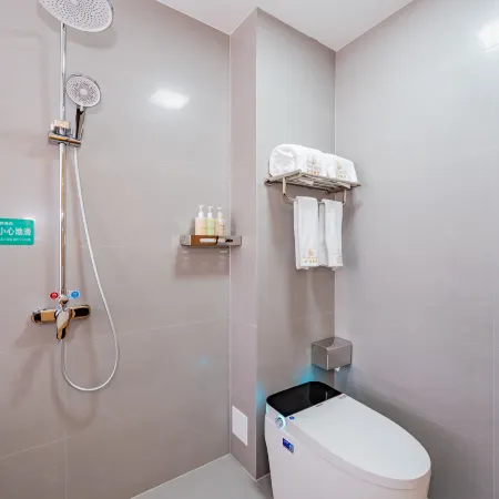 Bondi Hotel (Beiguo New Century Plaza)