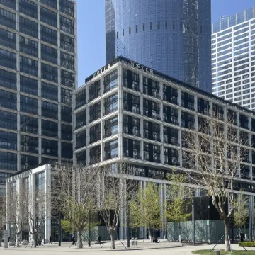 Dalian Xinghai Square Tide Ocean Hotel(Convention Center Metro Station) Отели рядом с достопримечательностью «Парк Синхай»