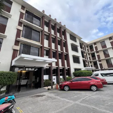 At The Pad Hotel and Resort