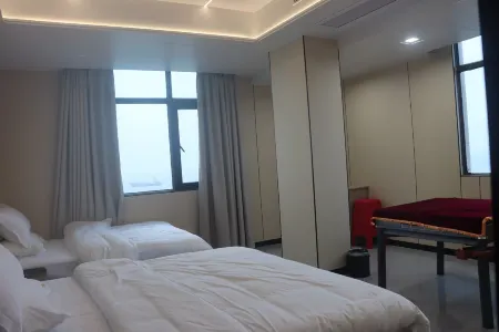 Jiehai Homestay (Naozhou Island) Отели рядом с достопримечательностью «Naozhou Lighthouse»