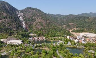 Tiantai Xishangyin Homestay (Tiantai Mountain Grand Waterfall)