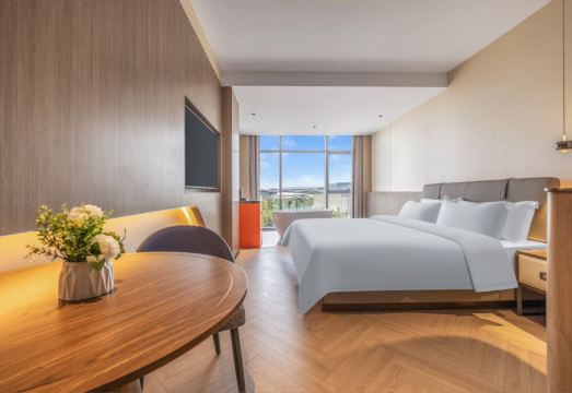 4. 펑잔 인터내셔널..