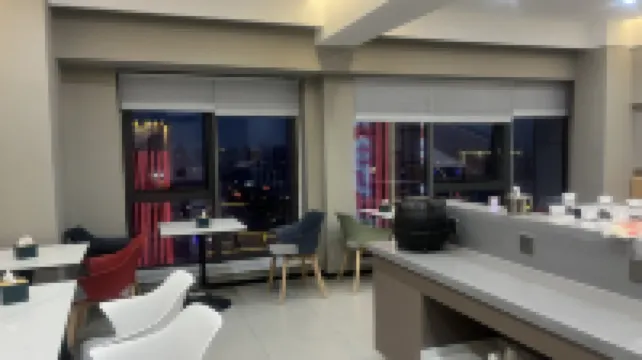 墨家印象飯店（寶龍大學城店）