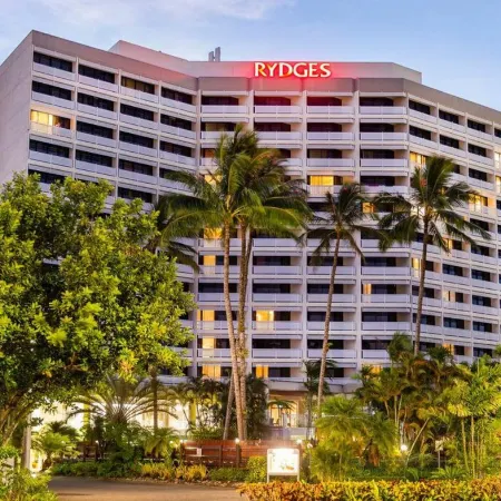 Rydges Esplanade Resort Cairns, an EVT hotel