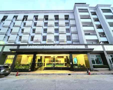 โรงแรมแหลมฉบังซิตี้ โรงแรมในเทศบาลนครแหลมฉบัง