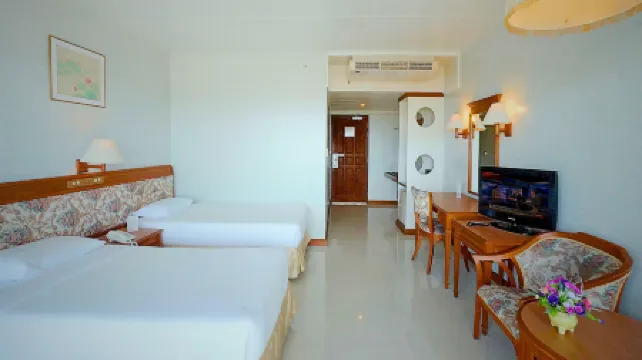 Pattaya Park Beach Resort