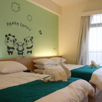 Lucky Bay Hotel berhampiran Pelabuhan Magong