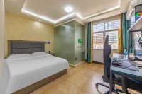 Jingzu E-sports B&B (Ganxian People's Square)