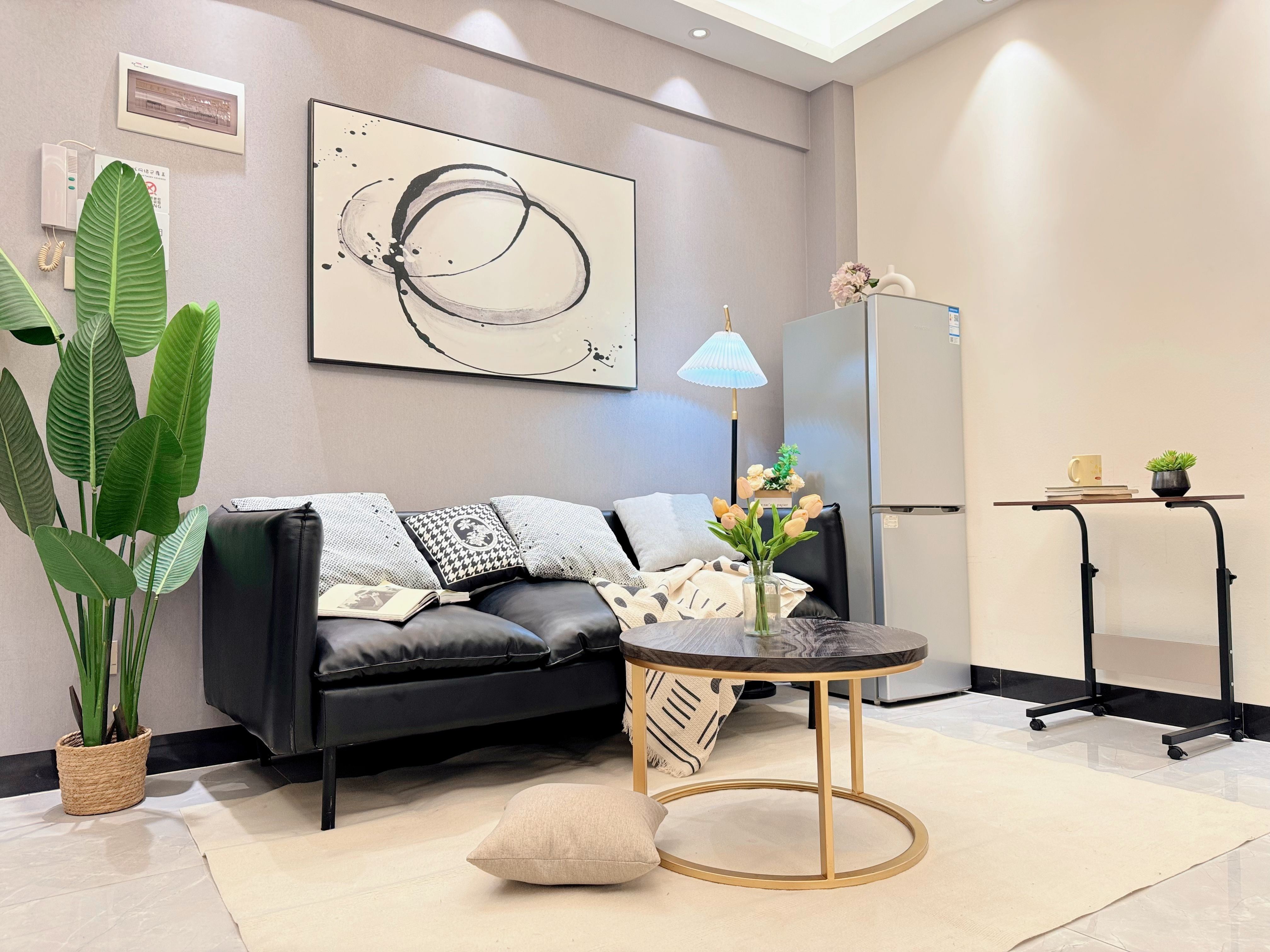 Shiyejian Designer Apartment (Beijing Road Subway Station) Phòng Photos