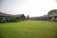 Waters Edge Hotel فنادق في Rajagiriya