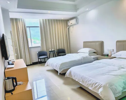 Yunzhou Grand Hotel Hotels in Malipo