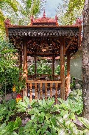 Hotel Somadevi Angkor Resort & Spa Отели рядом с достопримечательностью «Puthan Nokor Reach Thorm Meta Pagoda»