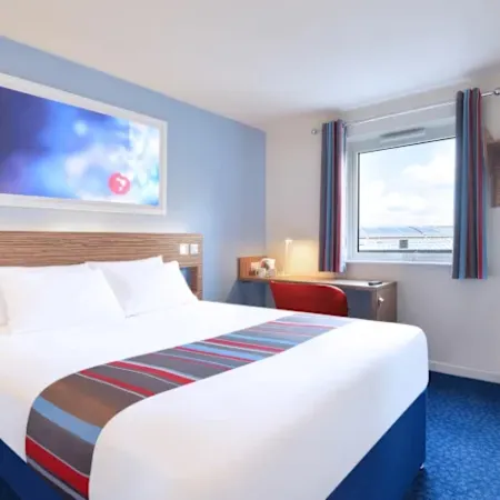 Travelodge Cardiff Atlantic Wharf Hotel