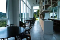 Windmill Upon Hills Retreat Apartments