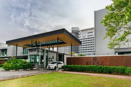 The RIYAZ Lavanya Langkawi Отели рядом с достопримечательностью «Paramotor Langkawi Gliders»