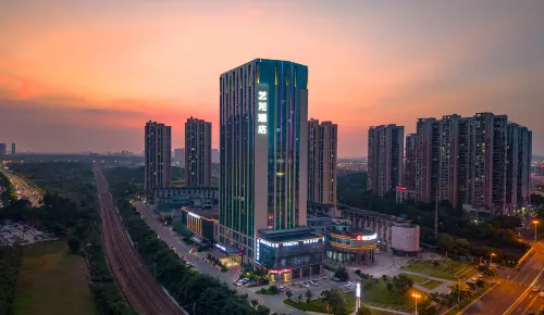 Elong Hotel Các khách sạn ở Trường Sa