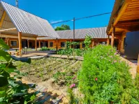 Mu'erge Guesthouse (Chonghu'er Town Branch), Burqin - Dağ Manzaralı