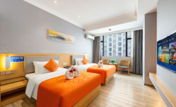 Mistral Hotel (Chang'an Light Rail Station)