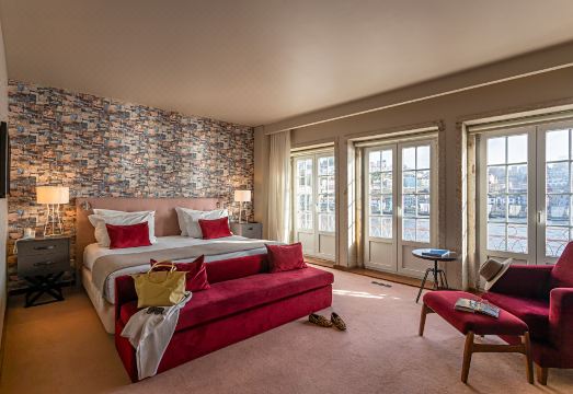 호텔 내부 객실