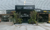 RedDoorz Premium @ Regency Sunset Hotel Hotel a Angeles