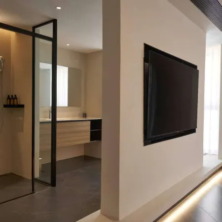 BELONG HOTEL