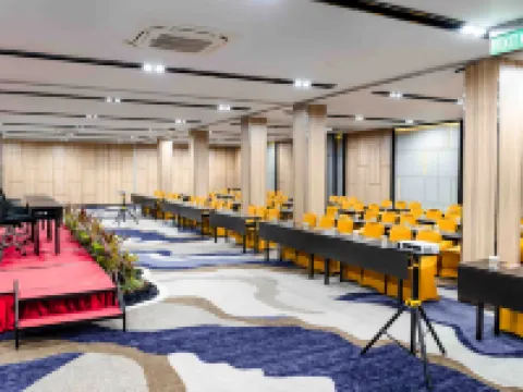 Yello Hotel Samarinda サマリンダのホテル