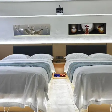 Xincheng Holiday Hotel Hotels in Heping