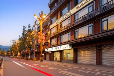 Panda Hotel Hotel in zona Mabian People's Hospital