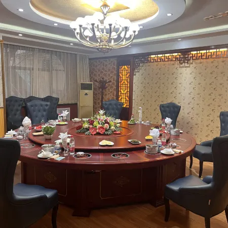 Luanchuan Hotel