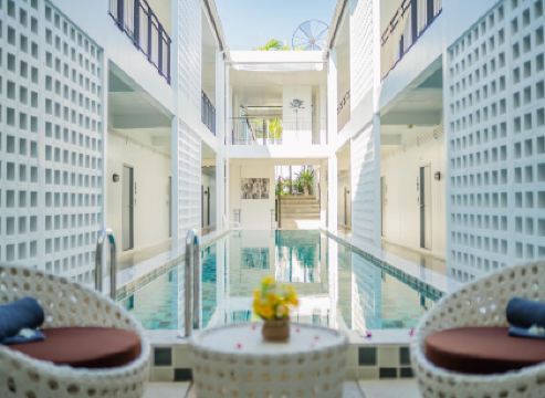 โรงแรมเดอะ รับเบอร์