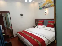 八宿鑫鑫快捷飯店