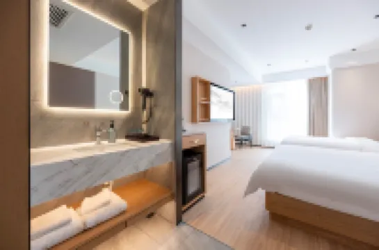 四季雲朵飯店（北京南站公益西橋地鐵站店）