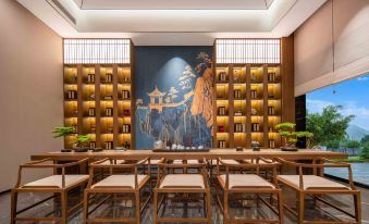 Moshang Qingju Hotel (Xingyi Sunshine Valley Tourist Resort)