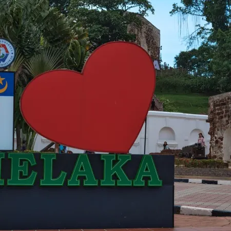A Classic Heritage Mansion in Melaka | Max 12 Pax & 6 Cars | Walk to Local Restaurants