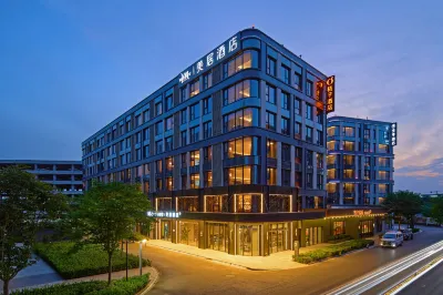 Orange Hotel (Xi'an Xianyang International Airport) Hotels near Shaanxi Changyu Rena Castle