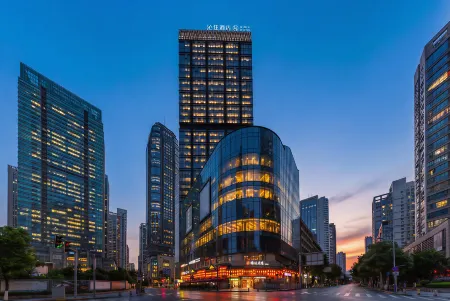 QININ HOTEL (Chongqing Jiefangbei Hongyadong Branch)