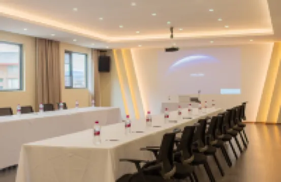 Lugu Lake Luzhixu Hotel (Sanjiacun Wharf Store)