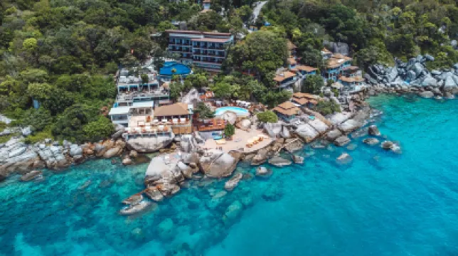 Dusit Buncha Koh Tao by Riya Group Hotels near Ao Muong