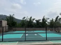 里瓦納靜居