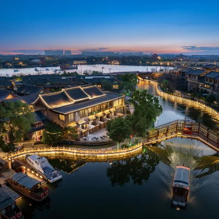 Luming Lake Hotel