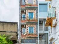 Saigon Riverside Retreat - Bright Balcony Studio with City View near Ben Thanh Market Các khách sạn gần Tượng Nguyễn Tất Thành