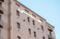 Hema Al Thalia Serviced Apartments Hotel in zona Centro Commerciale Flamingo Mall