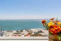 Long Island Jiayue Seaview Homestay - 방갈로